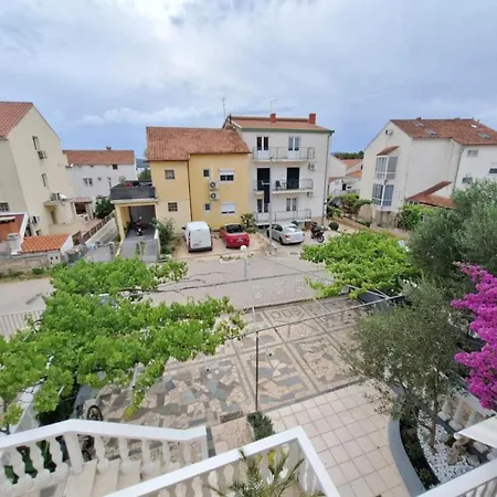Esto Apartment